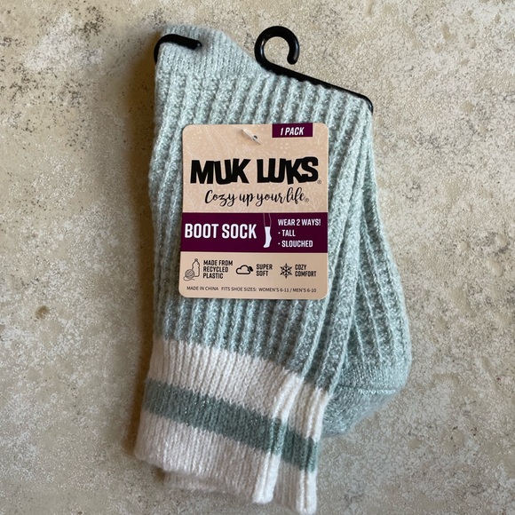 Muk Luks Accessories - Muk Luks Green and White Cozy Boot Socks